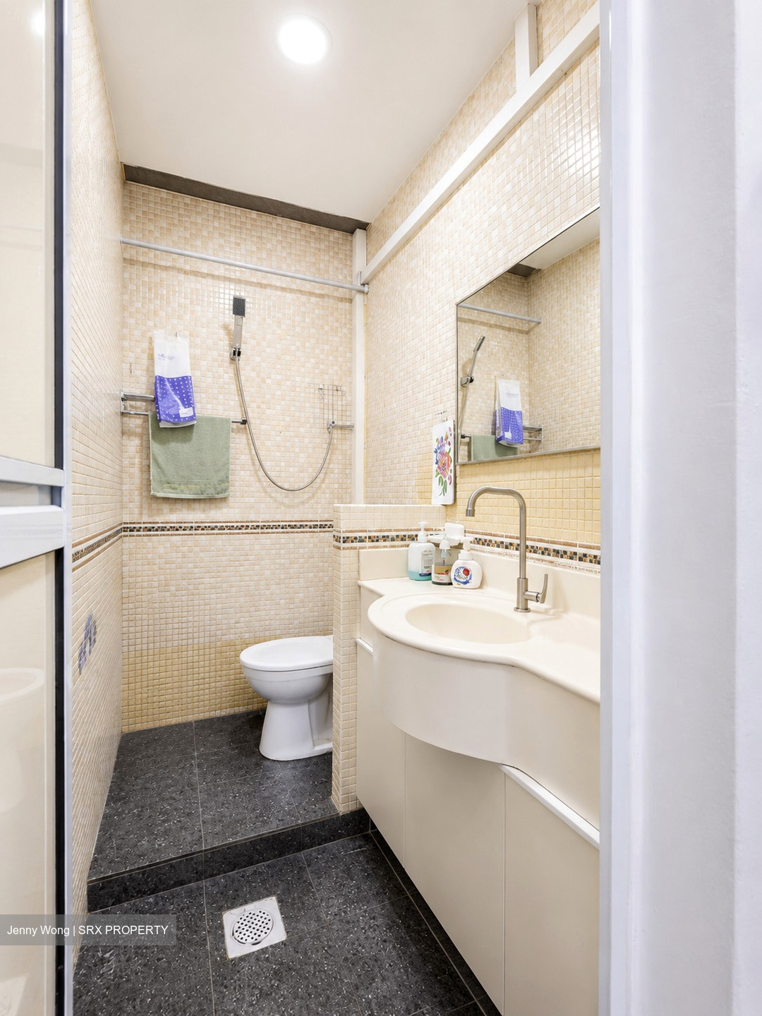 Bukit Batok Street 31 (D23), Shop House #582719941